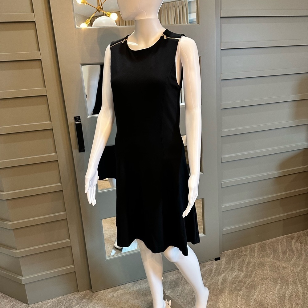 C. Wonder Sleeveless Little Black Dress Size S